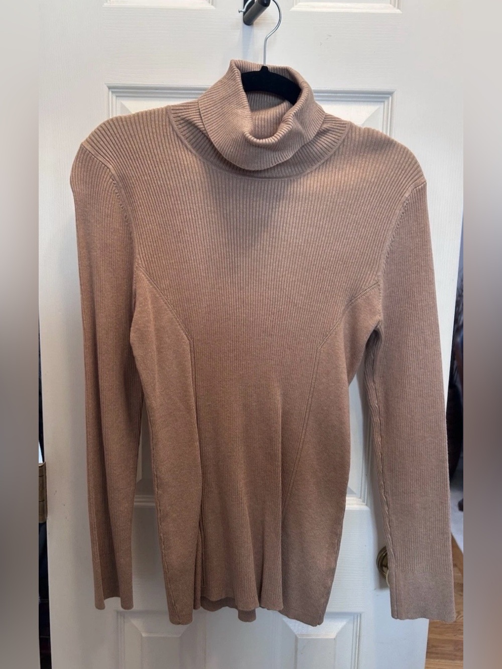 Motive Tan Heather Ribbed Turtleneck Sweater. Super Soft. Size XL